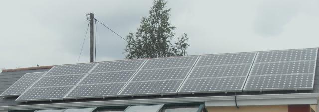 2.8kW_PV_Roof_Array.jpg